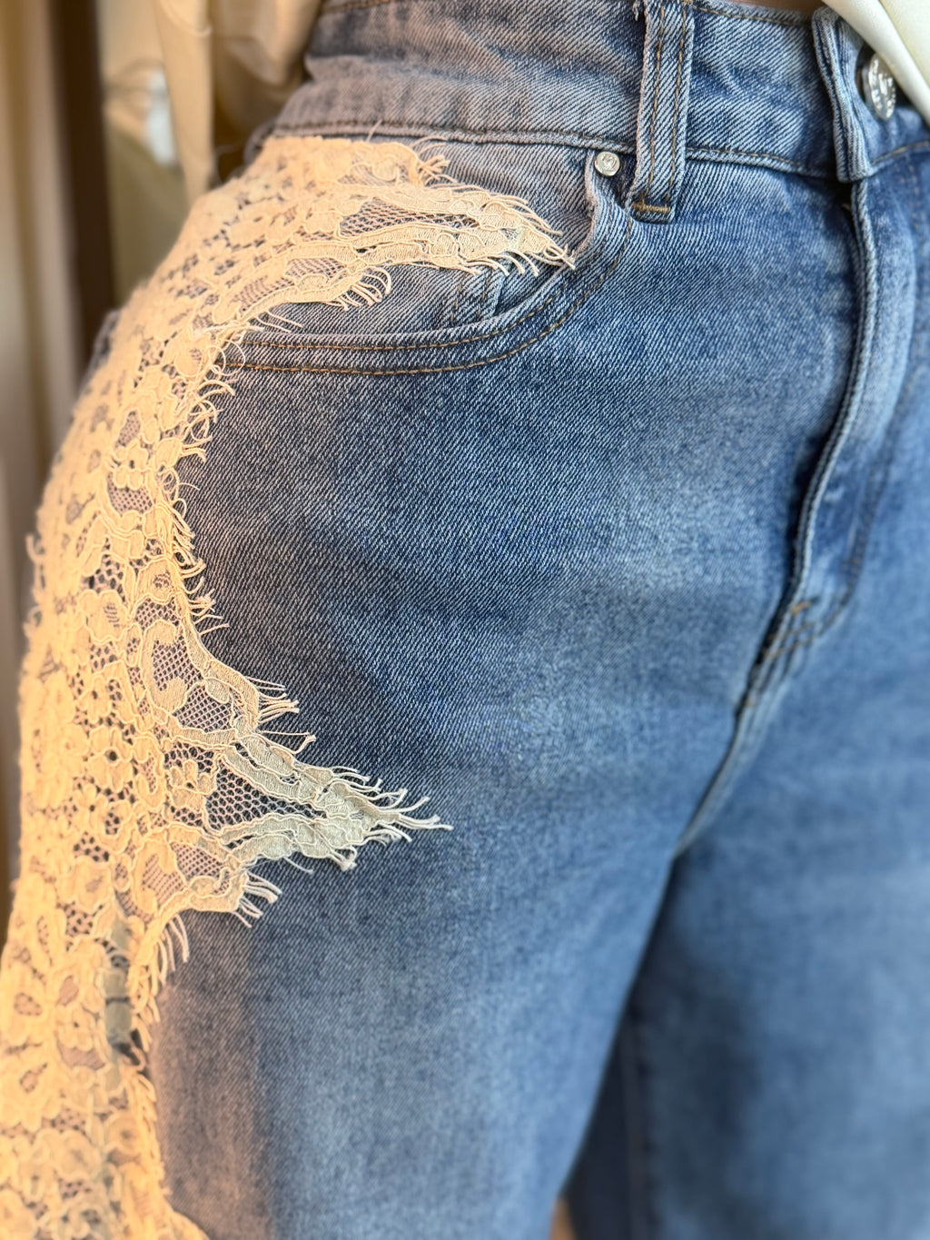 LÉONIE LACE WIDE LEG JEANS