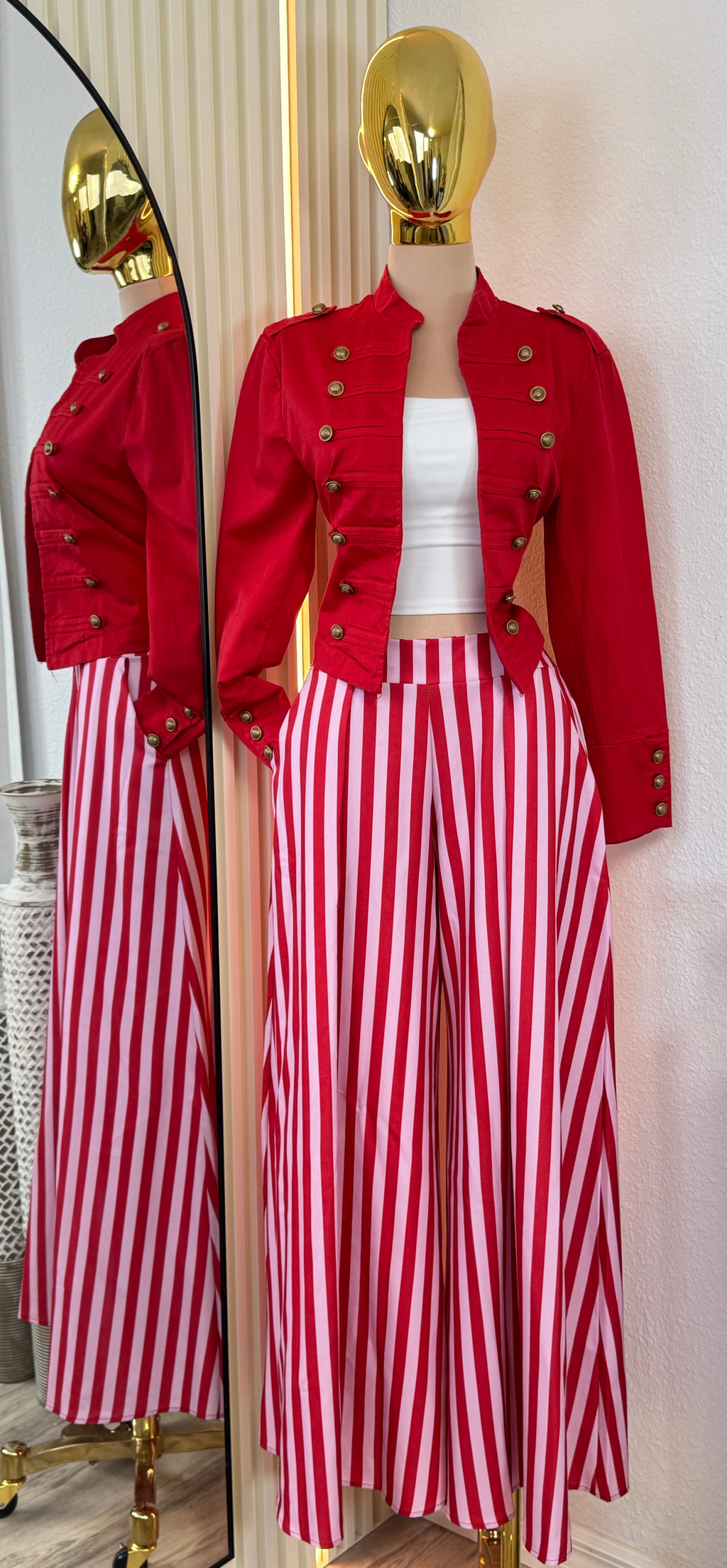 REGAL SCARLET JACKET