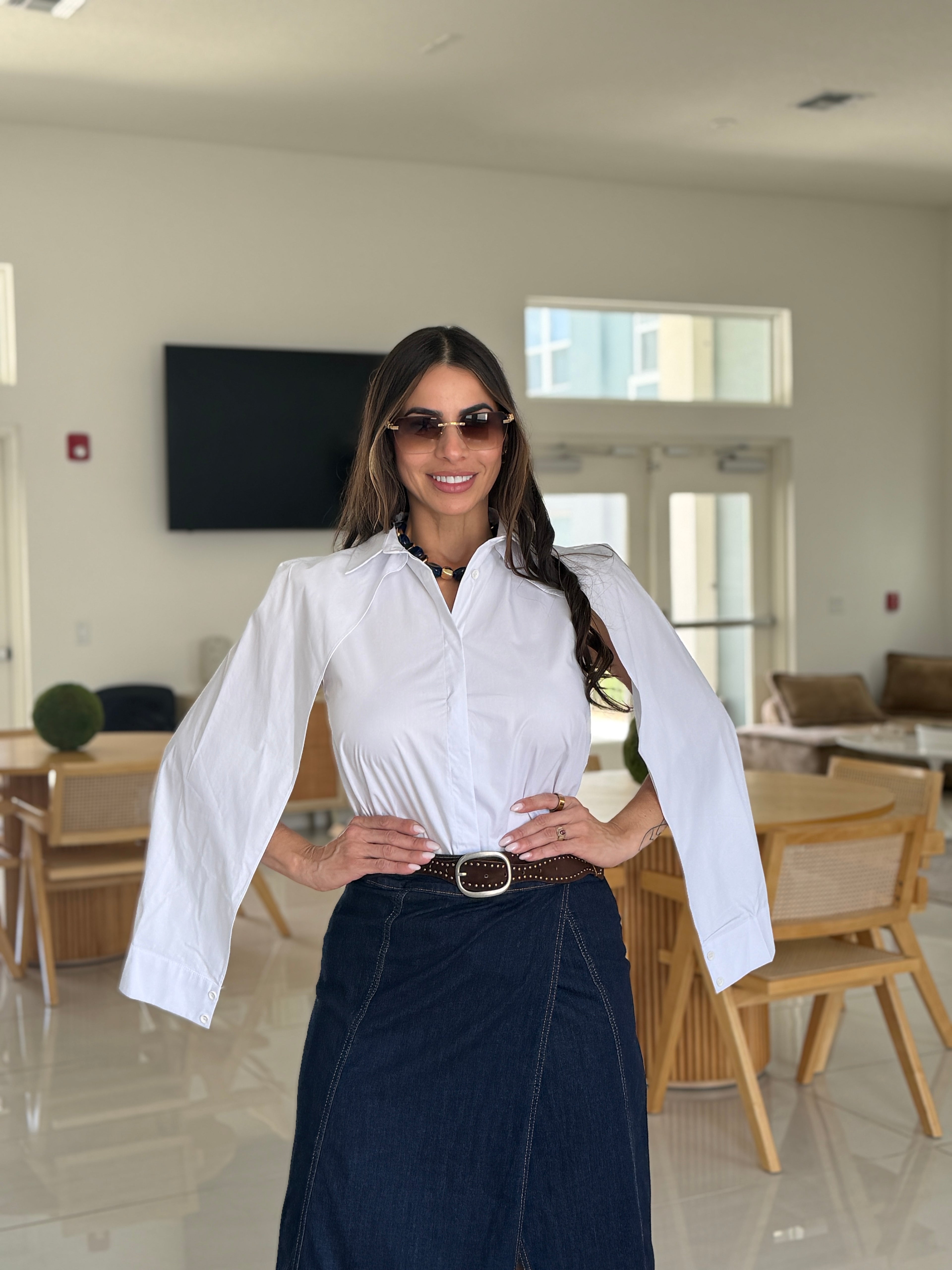 ÉLAN CAPE SLEEVE SHIRT