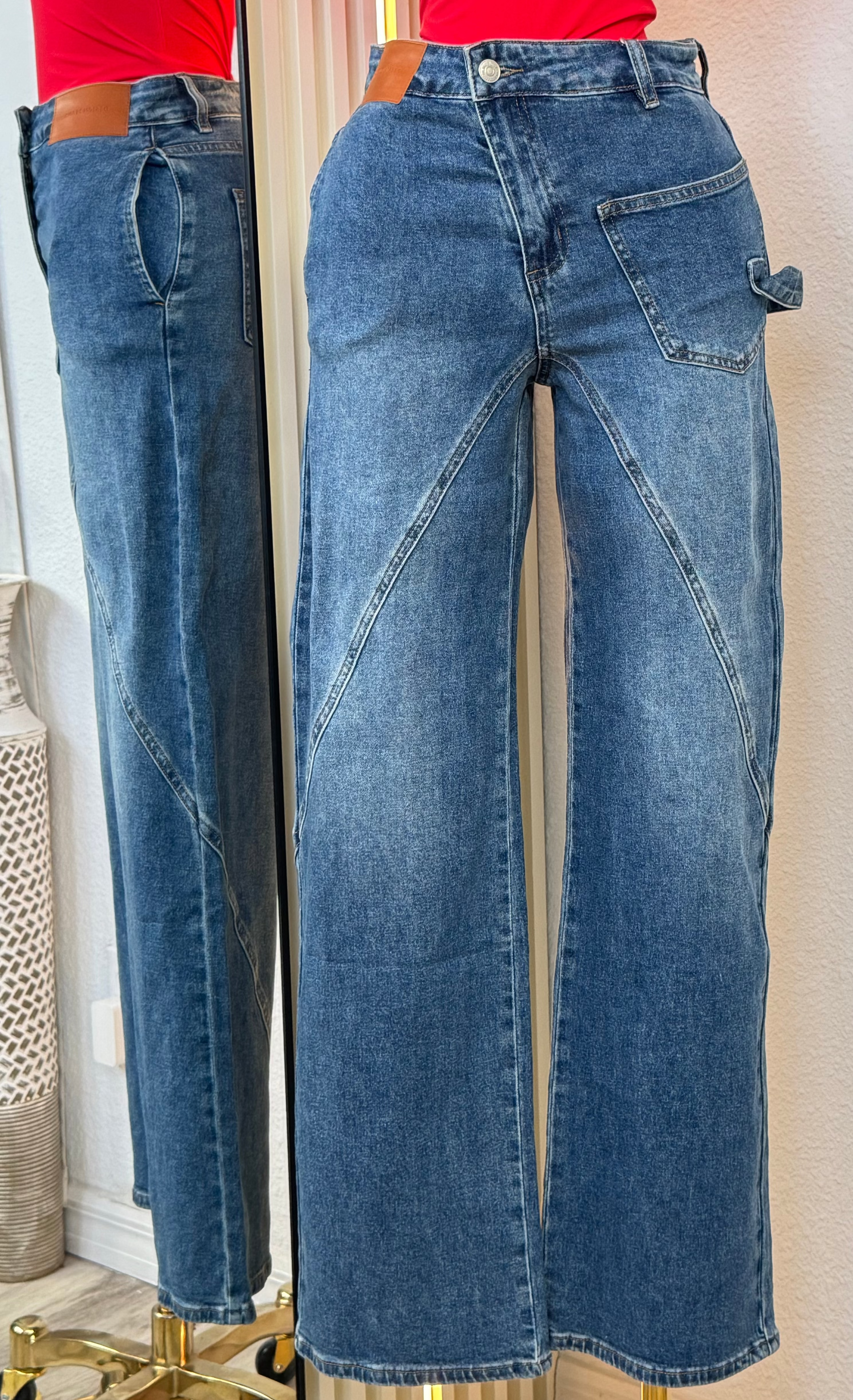 SCULPTED SEAM WIDE LEG JEANS
