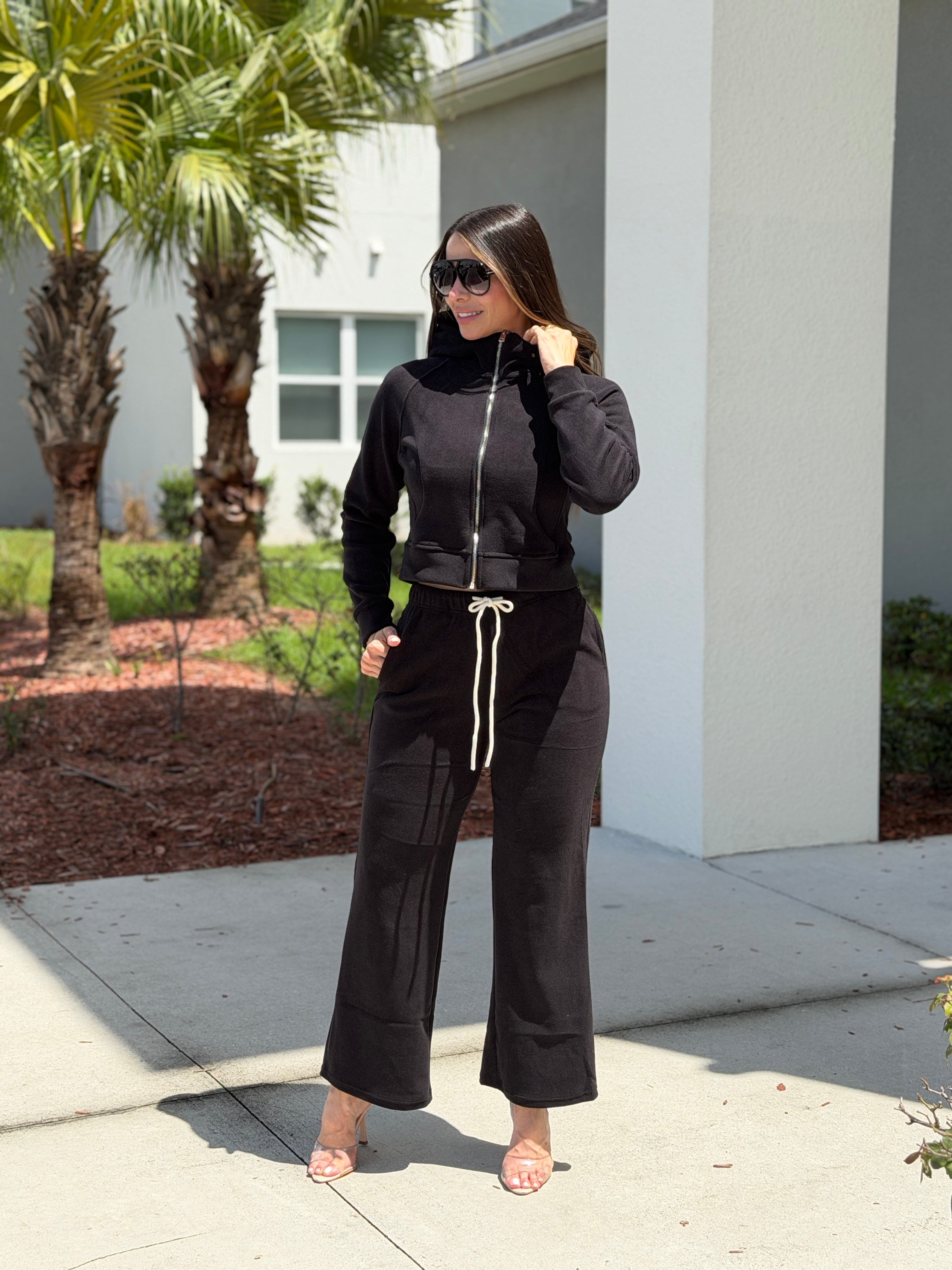 NOIR ELEVATED LOUNGE SET